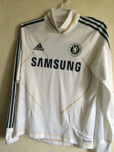 Лот: 7583926. Фото: 1. Кофта футбольная Челси adidas. Форма