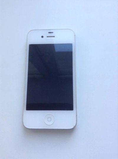 Лот: 8127403. Фото: 1. iPhone 4S 16gb белый, предпочтительно... Смартфоны
