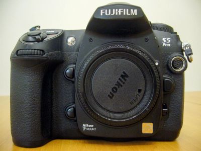 Лот: 8508807. Фото: 1. Fujifilm S5 PRO. Легенда! ССD... Цифровые зеркальные
