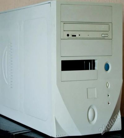 Лот: 43868. Фото: 1. Корпус ATX + Блок питания на 240W... Красноярск