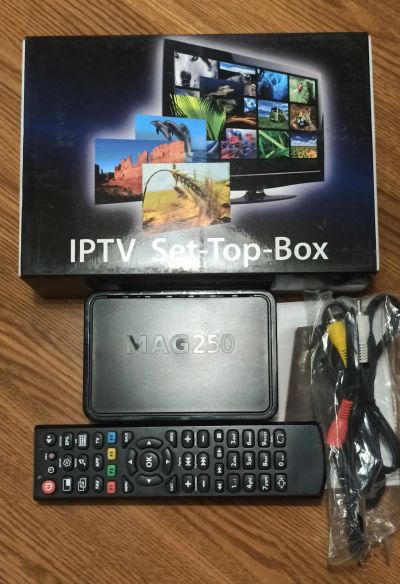 Лот: 24590568. Фото: 1. Iptv приставка MAG250. Медиаплееры