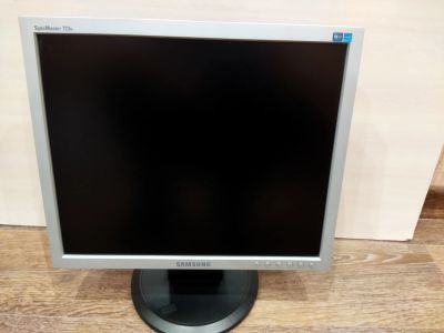 Лот: 18842040. Фото: 1. Монитор 17 Samsung SyncMaster... ЖК-мониторы
