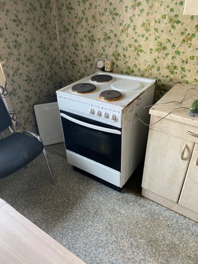 Лот: 25077144. Фото: 1. Плита электрическая. Плиты, духовые шкафы, варочные поверхности