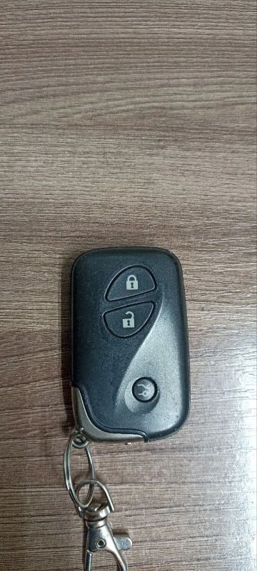Лот: 20333745. Фото: 1. Смарт ключ Lexus. Электрооборудование