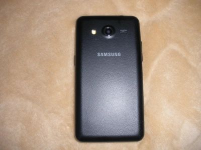 Лот: 8762730. Фото: 1. смартфон Телефон Samsung Galaxy... Кнопочные мобильные телефоны
