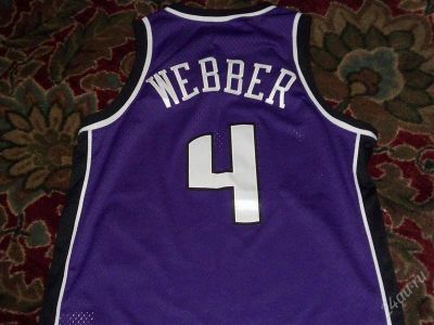 Лот: 833128. Фото: 1. NBA Футболка SACRAMENTO KINGS... Верхняя одежда