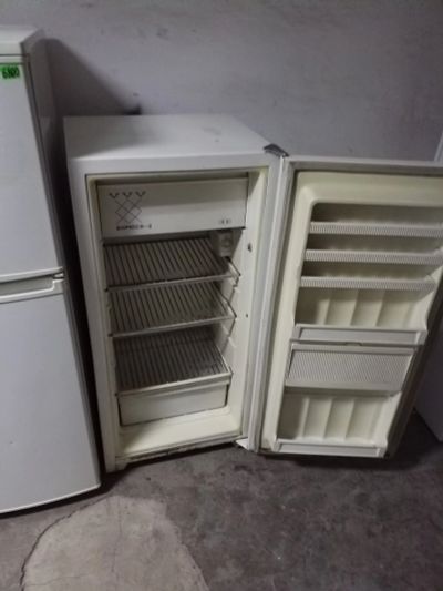 Лот: 12707833. Фото: 1. Б у Бирюса 120см на гарантии... Холодильники, морозильные камеры