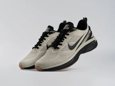 Лот: 25190074. Фото: 1. Кроссовки Nike. Кеды, кроссовки, слипоны