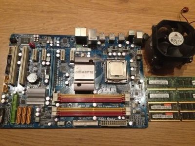 Лот: 5383816. Фото: 1. Gigabyte GA-EP43-UD3L; 6 гб DDR2... Материнские платы