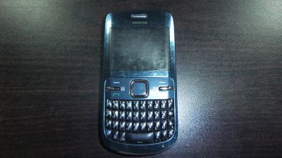 Лот: 4107731. Фото: 1. Продам телефон Nokia C3-00! Цвет... Кнопочные мобильные телефоны