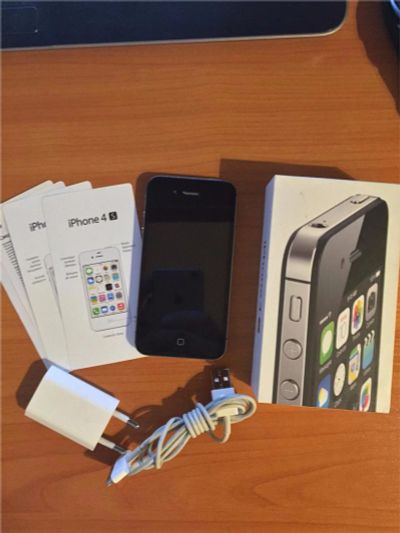 Лот: 7361496. Фото: 1. iphone 4s 8Gb. Смартфоны