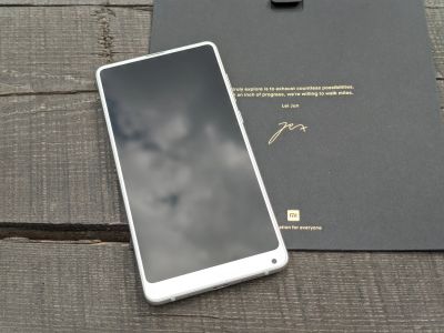 Лот: 16227960. Фото: 1. Смартфон Xiaomi Mi Mix 2S 6/64GB. Смартфоны