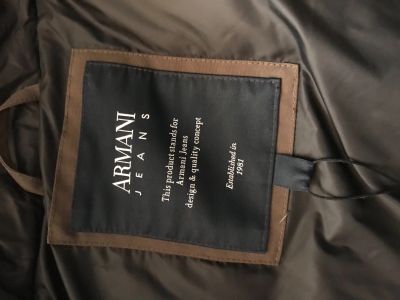 Лот: 11947626. Фото: 1. Пуховик Armani Jeans. Верхняя одежда