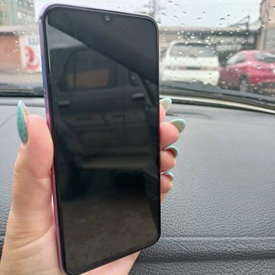 Лот: 25508050. Фото: 1. Xiaomi mi 9 se. Смартфоны