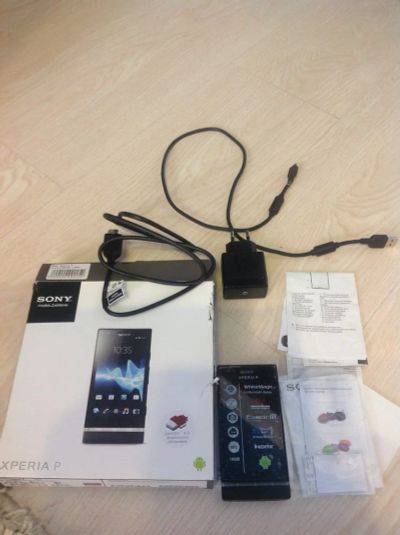 Лот: 3455495. Фото: 1. Sony xperia P. Смартфоны