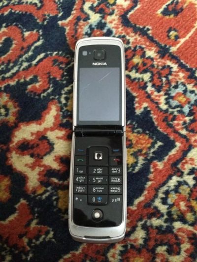 Лот: 7338913. Фото: 1. Nokia 6600 fold (разбит экран). Кнопочные мобильные телефоны