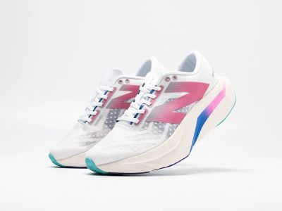 Лот: 24975444. Фото: 1. Кроссовки New Balance SC Elite... Кеды, кроссовки, слипоны
