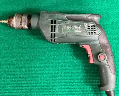 Лот: 20177618. Фото: 1. Ударная дрель Metabo SBE 650... Электроинструмент