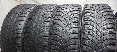 Лот: 24961164. Фото: 1. 215/65R16 98T Bridgestone Ice... Шины