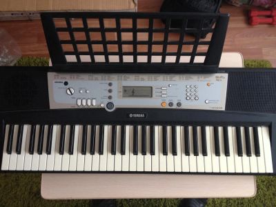 Лот: 5064369. Фото: 1. Yamaha PSR-E203 синтезатор. Клавишные