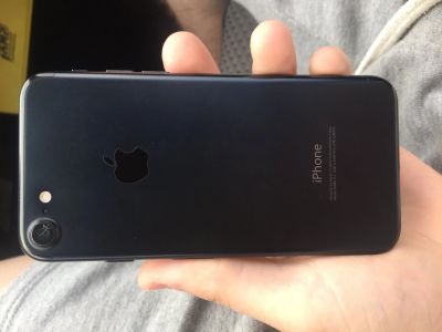 Лот: 14087210. Фото: 1. iPhone 7 black/32gb. Смартфоны