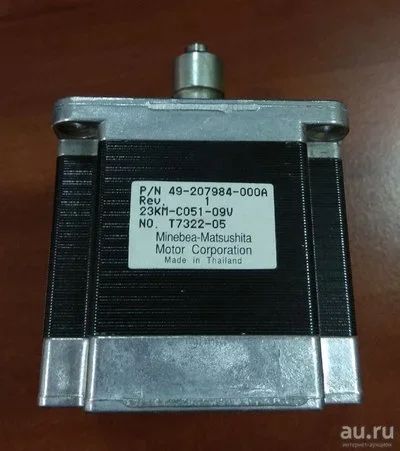 Лот: 13673235. Фото: 1. Шаговый двигатель 23KM-C051-09V... Промышленное