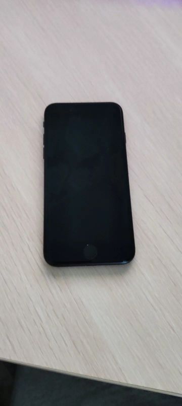 Лот: 18183227. Фото: 1. apple iphone 7. Смартфоны