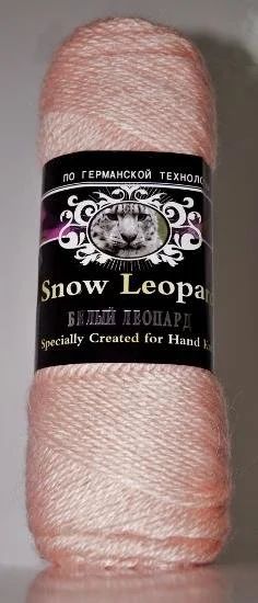 Лот: 9429087. Фото: 1. Пряжа Snow Lopard состав 30% мохер... Ткани, нитки, пряжа