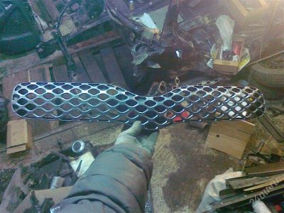Лот: 2534603. Фото: 1. решетка радиатора на капот toyota... Другое (автозапчасти)