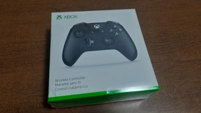 Лот: 25433817. Фото: 1. Геймпад Xbox One. Аксессуары для игровых приставок, консолей, геймпады
