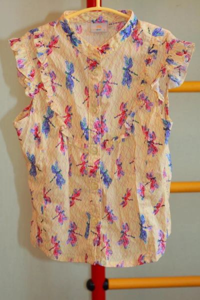 Лот: 10051785. Фото: 1. Рубашка разноцветная с рюшами. Рубашки, блузки, водолазки
