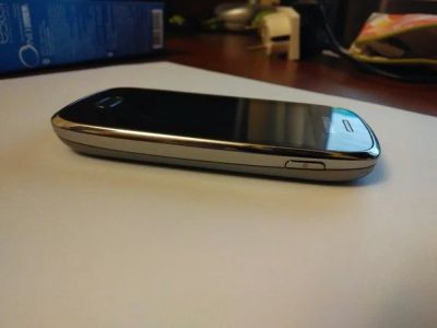 Лот: 4915380. Фото: 1. Сотовый телефон Samsung GT-S5310... Смартфоны