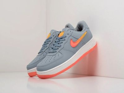 Лот: 18148309. Фото: 1. Кроссовки Nike Air Force 1 07... Кеды, кроссовки, слипоны