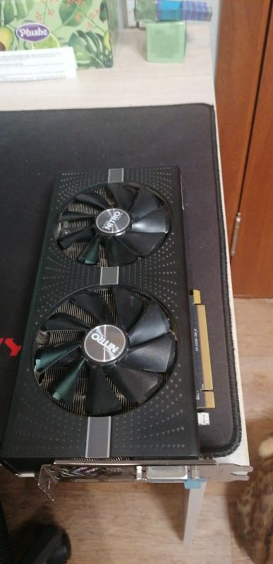 Лот: 19709181. Фото: 1. Видеокарта sapphire rx580 8 gb. Видеокарты