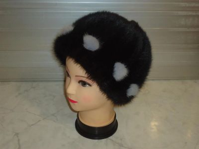 Лот: 3514780. Фото: 1. Шапочка из хвостиков норки. Головные уборы