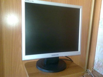 Лот: 367270. Фото: 1. Samsung SyncMaster 720N 17* дюймов. ЖК-мониторы