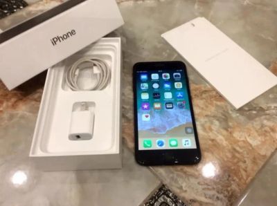 Лот: 13114240. Фото: 1. Продаю iPhone 7 Plus 128GB Neverlock. Смартфоны
