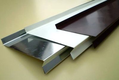 Лот: 4017057. Фото: 1. Отлив (слив) оконный белый с 2... Фурнитура, комплектующие
