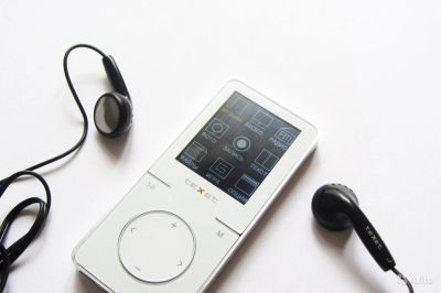 Лот: 7054815. Фото: 1. плеер teXet T-479 4gb. Плееры