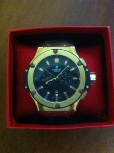 Лот: 4649672. Фото: 1. часы Hublot. Другие наручные часы