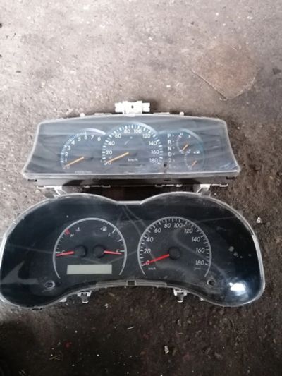 Лот: 16802279. Фото: 1. Приборная панель Toyota Alex и... Салон