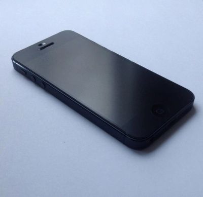 Лот: 6454652. Фото: 1. IPhone 5 16gb.По корпусу как новый... Смартфоны