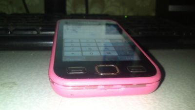 Лот: 3545082. Фото: 1. продам samsung GT-S5250 рабочий... Кнопочные мобильные телефоны