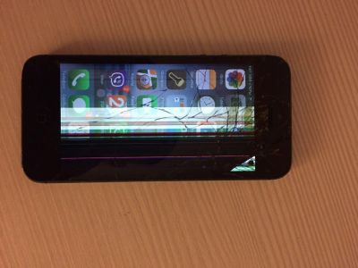 Лот: 9542793. Фото: 1. Срочно Iphone 5 (возможен обмен... Смартфоны