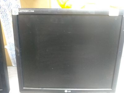 Лот: 19993707. Фото: 1. Три монитора 17". ЖК-мониторы