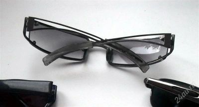 Лот: 2917303. Фото: 1. 2. Очки солнцезащитные. Очки солнцезащитные