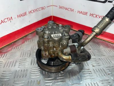 Лот: 19368752. Фото: 1. Насос гидроусилителя руля Toyota... Двигатель и элементы двигателя