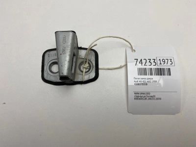 Лот: 21111954. Фото: 1. Петля замка двери Audi A8 1998... Кузов