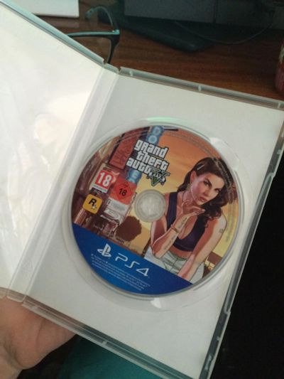 Лот: 6705059. Фото: 1. GTA 5 для ps4 на диске. Игры для консолей