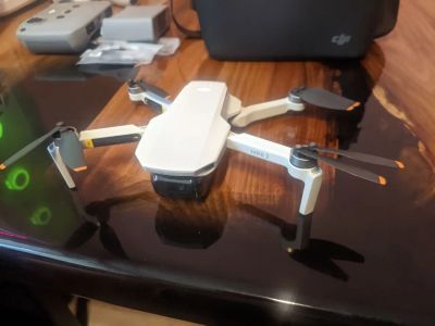 Лот: 19531112. Фото: 1. Квадрокоптер DJI Mini 2 Fly More... Квадрокоптеры